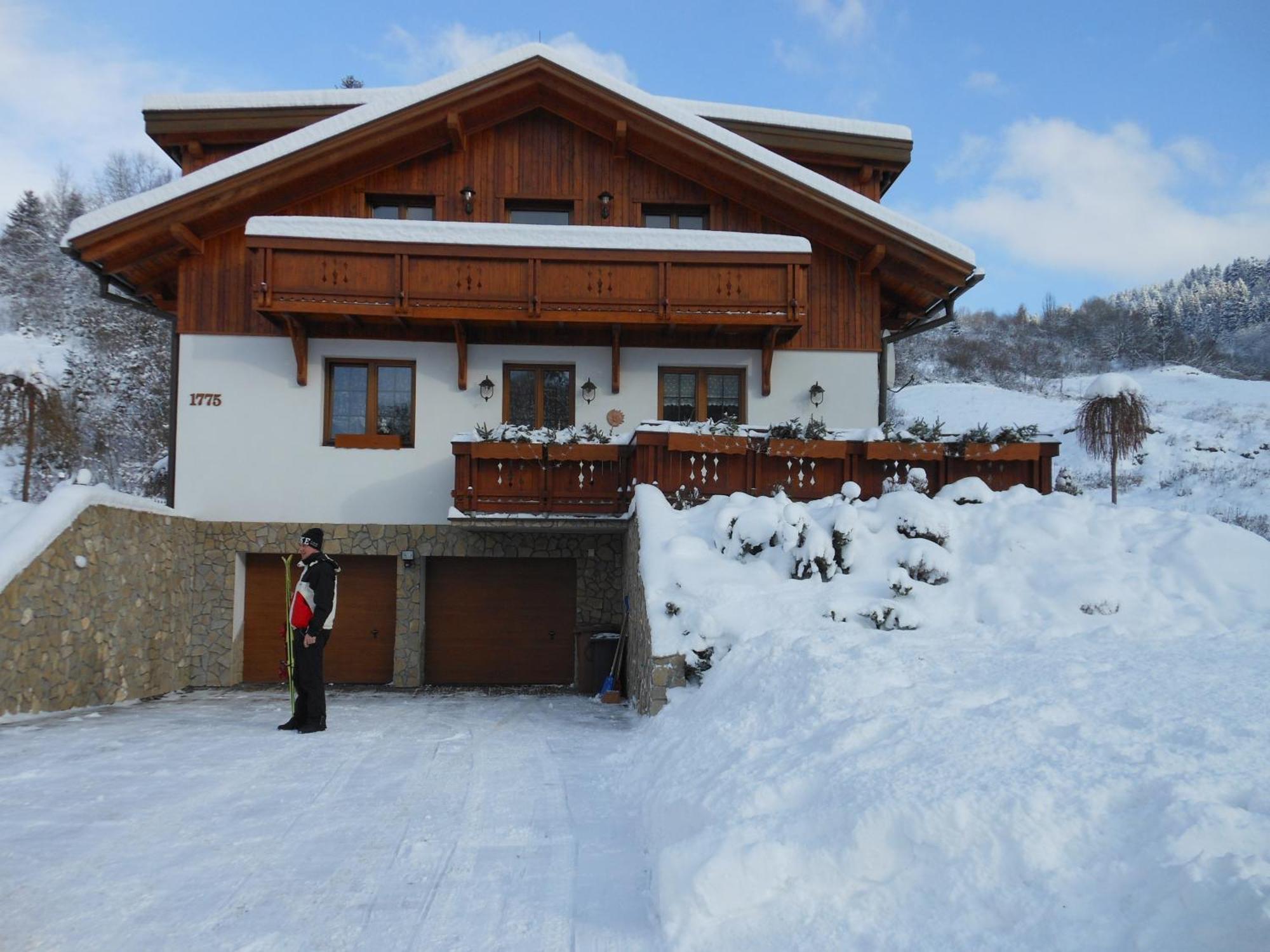 Margus Apartmany Oscadnica Exterior photo